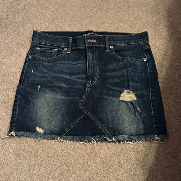 Skirt - Picture 1 of 3